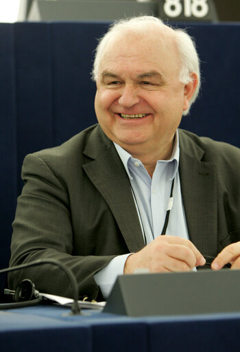 Photo 8: MEP Bernard LEHIDEUX attends a plenary session in Strasbourg