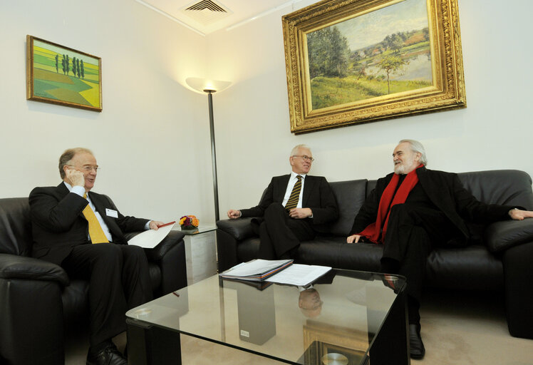 Fotografie 1: EP President meets with the UN Special Envoy to stop Tuberculosis.