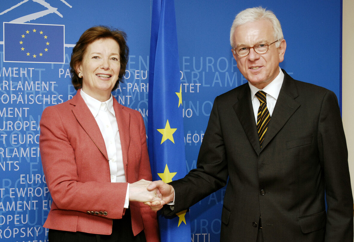 Hans Gert POETTERING - EP President meets with Mary ROBINSON, former United Nations High Commissioner for Human Rights, in Brussels