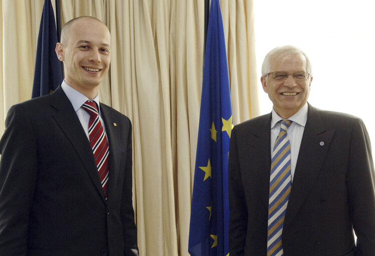 Fotó 2: EP President meets with President of the Romanian Lower Chamber