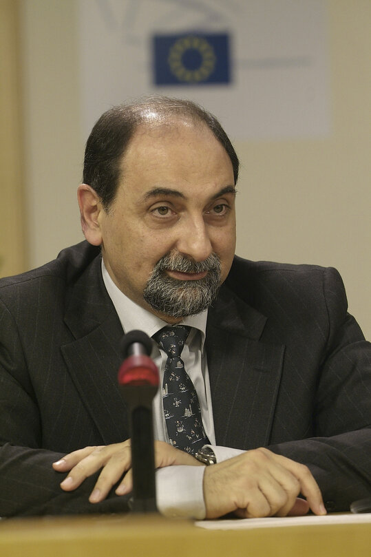 Umberto GUIDONI in a meeting at the EP in Brussels.