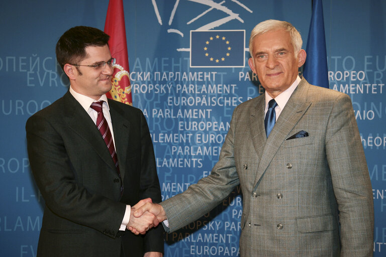 Fotografija 3: Meeting with Vuk JEREMIC, Minster of Foreign Affairs of the Republic of Serbia