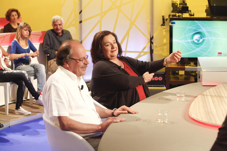 Fotografija 15: TV studio - Broadcast recording with Greek MEPs