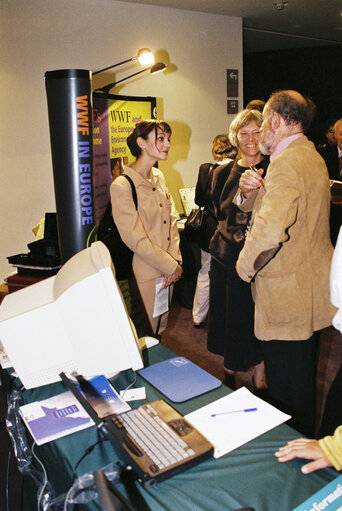 Foto 7: Stand of the WWF and the European Environment agency