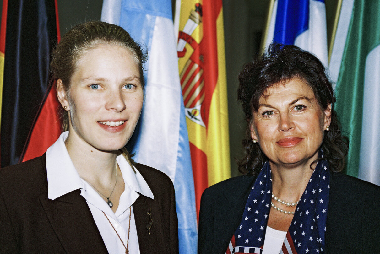 MEPs Marjo MATIKAINEN-KALLSTROM and Charlotte CEDERSCHIOLD together in Brussels