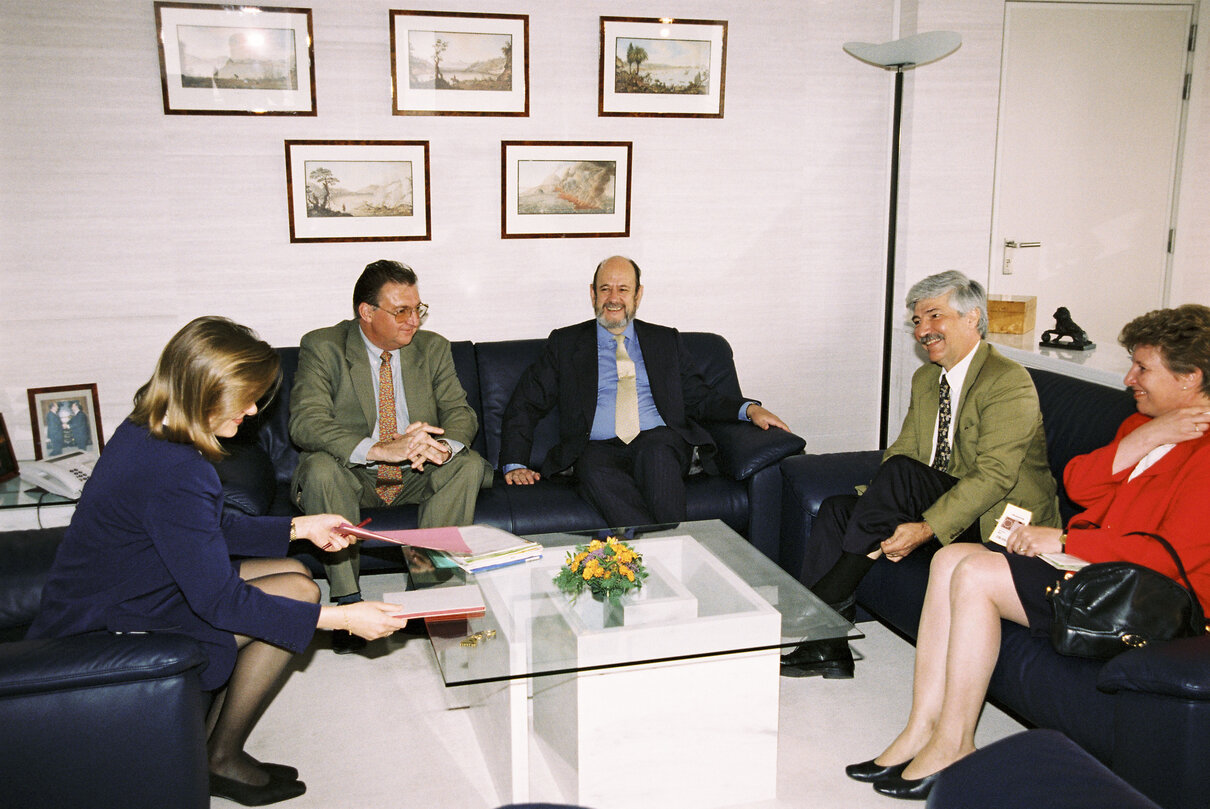 EP President meets with representatives of the Belgian trade unions