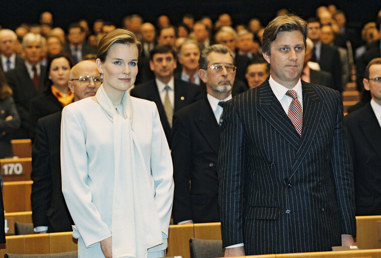 Suriet 11: Visit of Princess Mathilde of Belgium and Prince Philippe of Belgium to the European Parliament in Brussels to attend an academic session on the opening of 'Brussels 2000', on February 25, 2000.