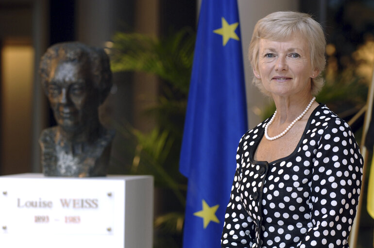 Fotografija 1: Portrait of MEP Glenys KINNOCK in Strasbourg