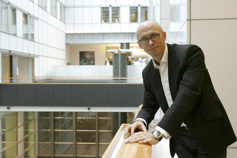 Billede 1: Portrait of MEP Aldis KUSKIS in Brussels