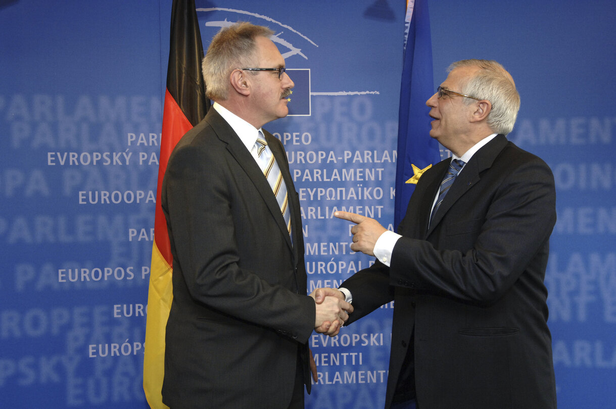 EP President meets with the Minister for European Affairs of Germany.