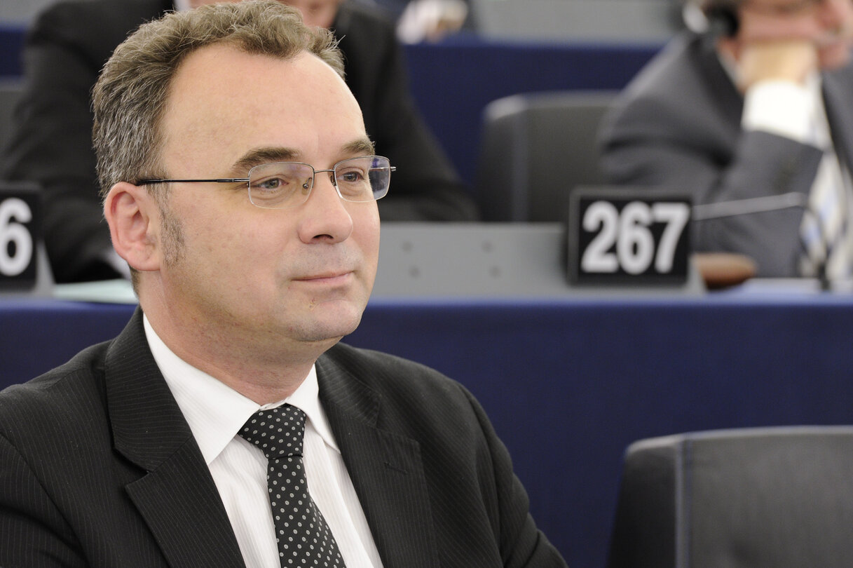 Filip KACZMAREK during votes at the plenary session in Strasbourg