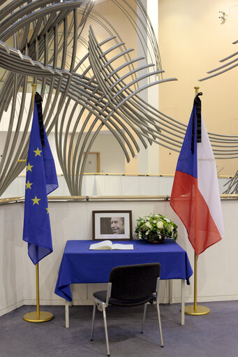 Condolence book for former Czech president