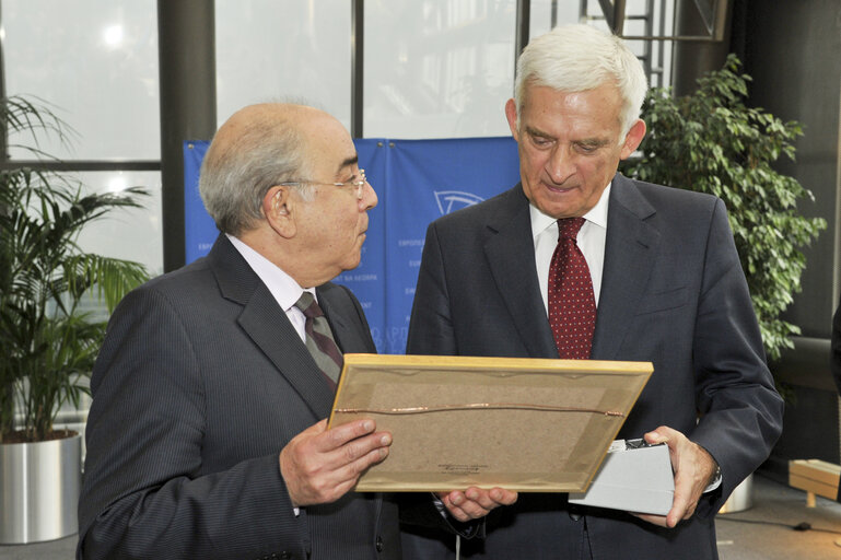 Fotografia 1: EP President meets with the President of the House of Representatives of Cyprus