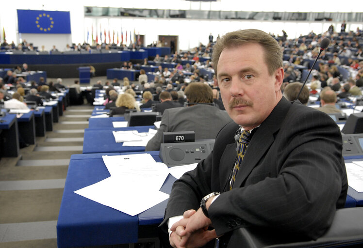 MEP Girts Valdis KRISTOVSKIS in Plenary Session