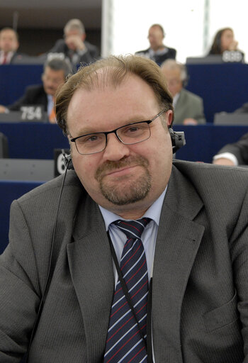 MEP Eugenijus MALDEIKIS in Plenary Session