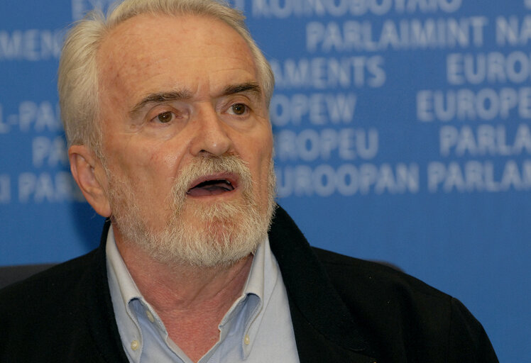 Miguel Angel MARTINEZ MARTINEZ