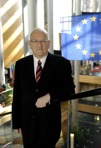 Fotogrāfija 9: Portrait of MEP James Glyn FORD