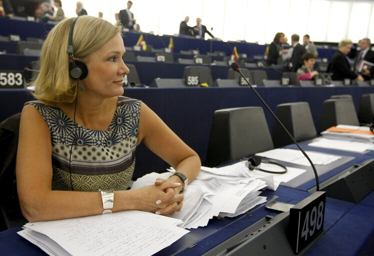 Fotografie 3: Eija-Riitta KORHOLA MEP in plenary session in Strasbourg