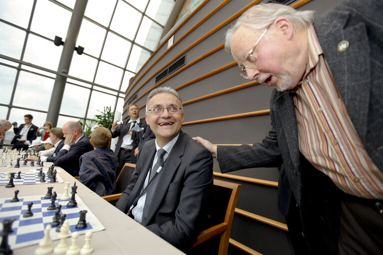 Foto 3: Chess in European School. Chess tournament