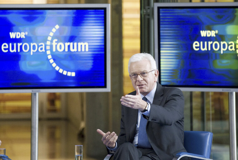 Foto 4: EP President at the WDR Europe Forum  Europe without barriers . International Politics