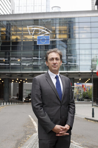 Fotografija 3: MEP Bernard MONOT at the European Parliament in Brussels