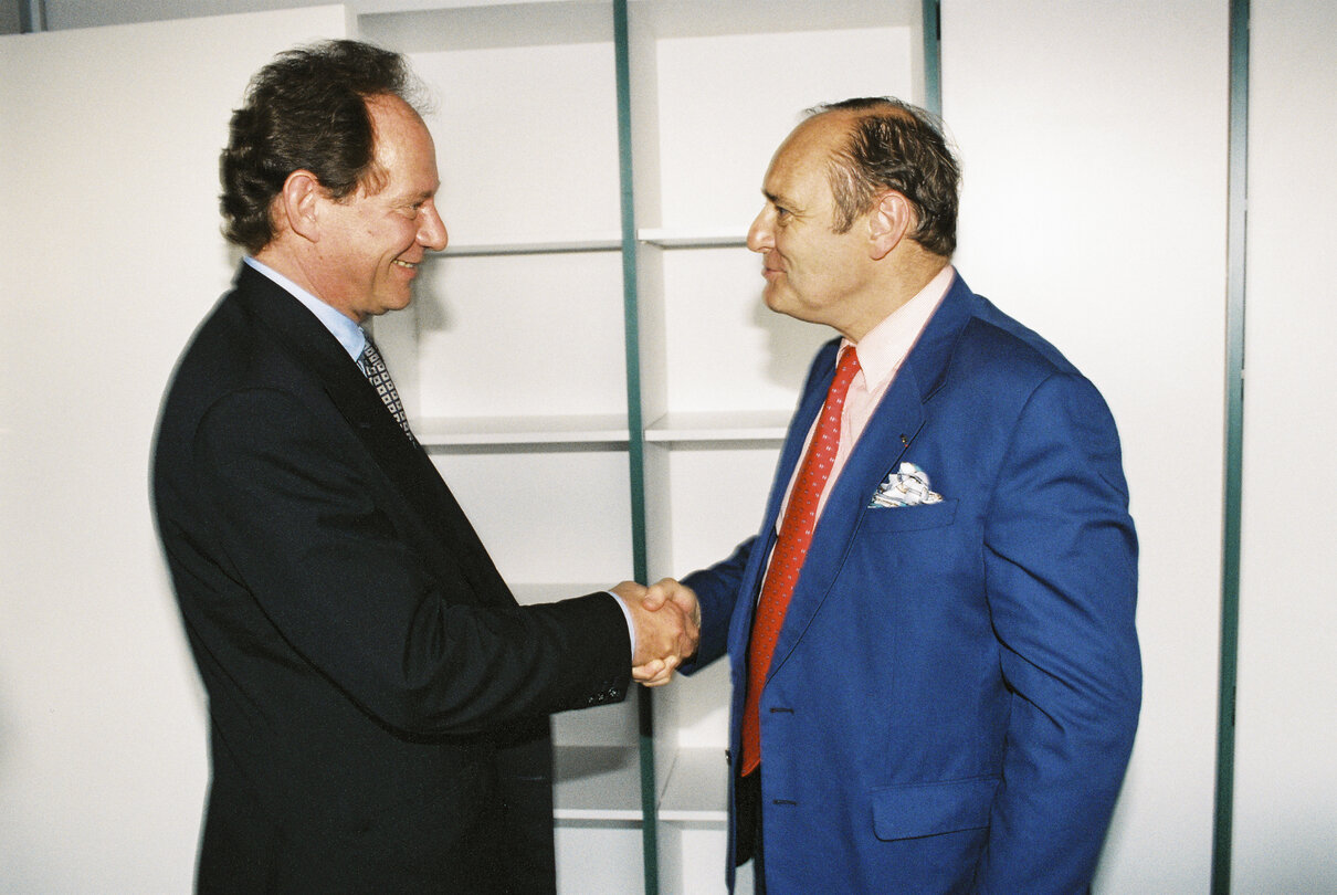 MEP Edward McMILLAN-SCOTT meets with Commissioner Yves-Thibault de SILGUY at the European Parliament in Strasbourg