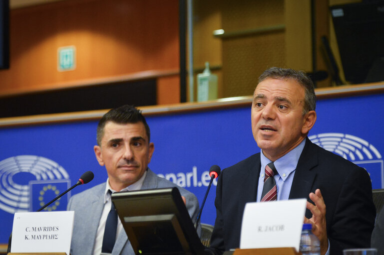 Zdjęcie 2: Financial Illiteracy: Ignorance, repercussions and solutions