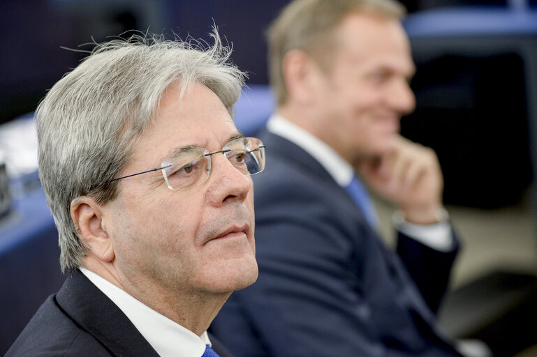 Снимка 15: Antonio TAJANI - EP President and Paolo GENTILONI, President of the Council of Ministers of the Italian Republic in plenary session Week 11 2017 in Strasbourg