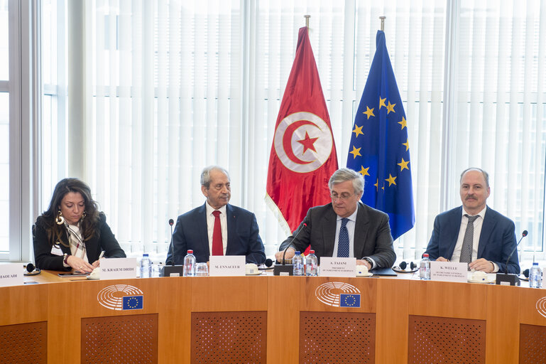 Foto 3: Joint meeting with the President of the Assembly of the Representatives of the People of Tunisia and Political Group Chairs of the European Parliament and Tunisian Parliament