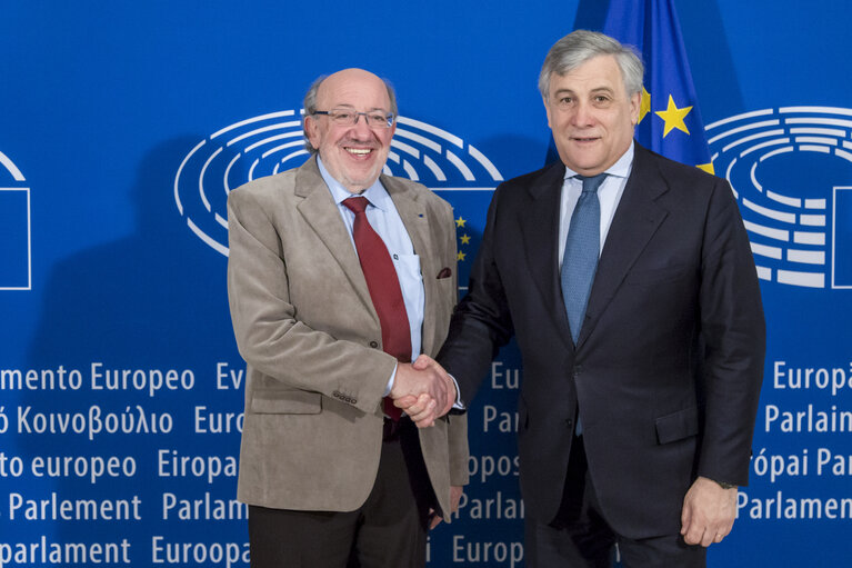 Fotografie 1: Antonio TAJANI - EP President meets with MEP Louis MICHEL