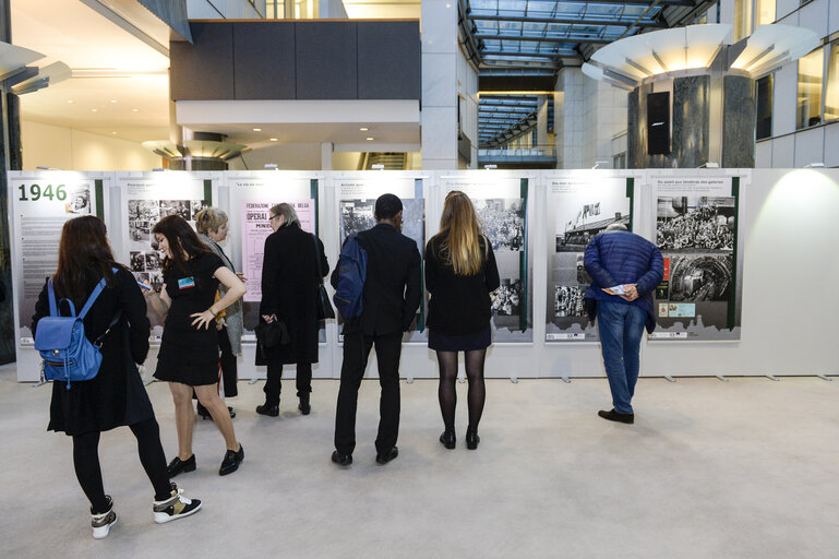 Zdjęcie 17: Opening of an exhibition on the tragedy of the Bois du Cazier, Marcinelle, in presence of EP President