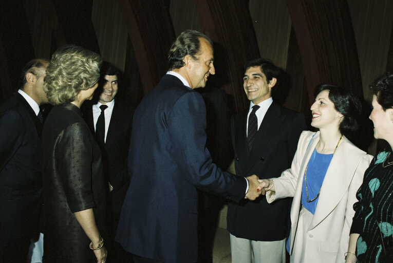 Photo 8 : Visit of King JUAN CARLOS of SPAIN to the EP