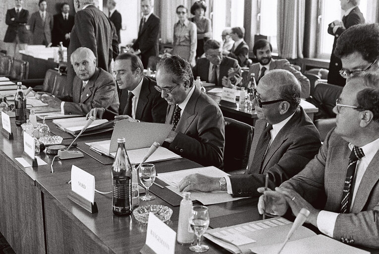 Fotografie 16: Meeting between the European Parliament, the Commission and the Council (Economic and Financial Affairs) in the first half of 1978, in Luxembourg