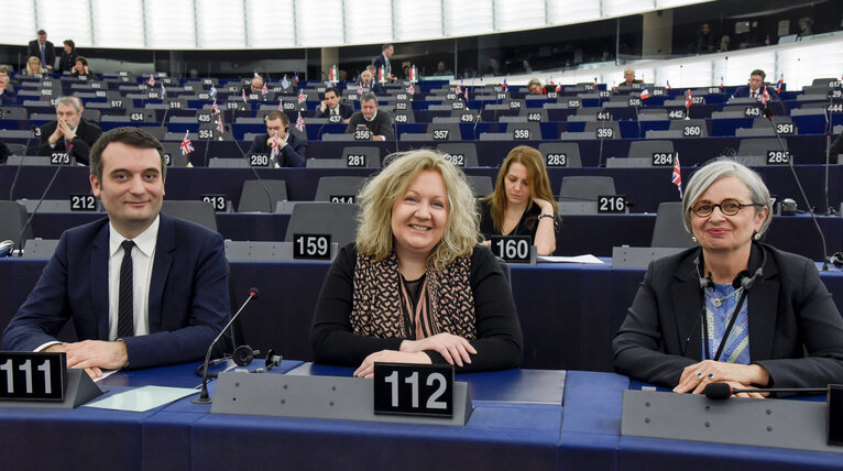 Photo 8: Mireille d'ORNANO, Florian PHILIPPOT, Sophie MONTEL