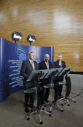 Fotografi 3: Press point following the Conference of Presidents