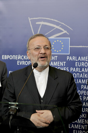 Visit by Iranian Foreign Minister Manoochehr MOTTAKI