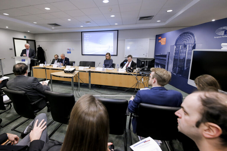 Valokuva 14: Risks and opportunities for growth: The IMF outlook for Europe