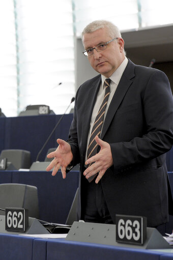 Foto 2: Svetoslav MALINOV in Plenary sesion week 07 2015 in Strasbourg