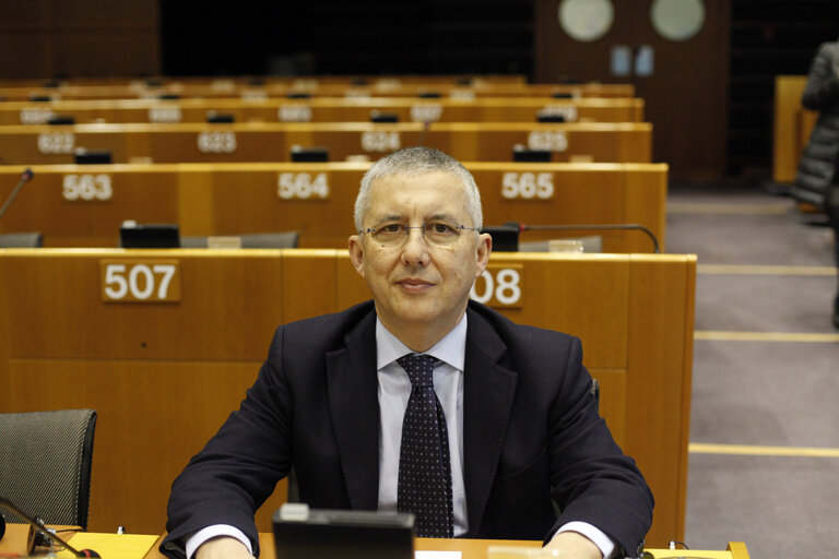 Suriet 10: MEP Massimo PAOLUCCI at the European Parliament in Brussels