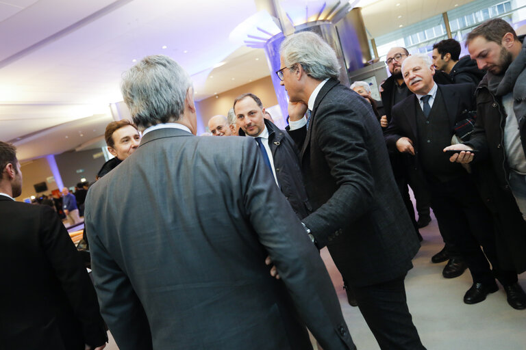 Zdjęcie 16: Antonio TAJANI - EP President meets with a group of visitors MEP Salvatore CICU