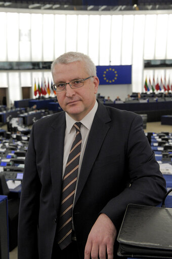 Foto 7: Svetoslav MALINOV in Plenary sesion week 07 2015 in Strasbourg