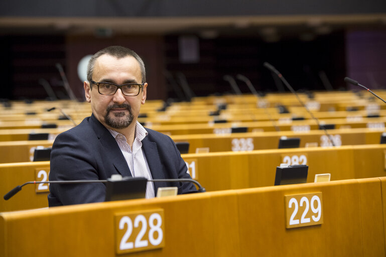 Photo 7 : Pavel POC in the EP in Brussels