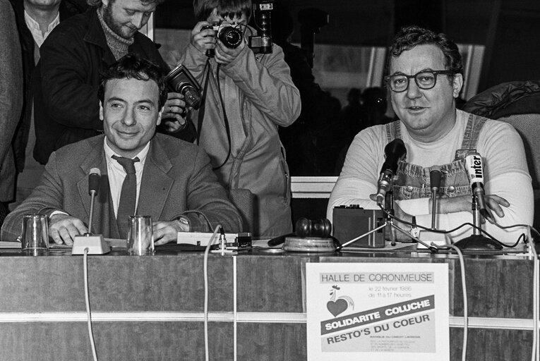 Zdjęcie 8: Press conference with French humorist Coluche about the Restos du Coeur in Strasbourg on 20 February 1986