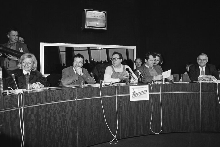 Zdjęcie 11: Press conference with French humorist Coluche about the Restos du Coeur in Strasbourg on 20 February 1986