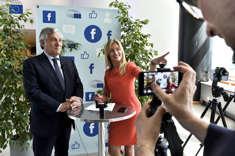 Valokuva 9: Facebook chat with Antonio TAJANI - EP President