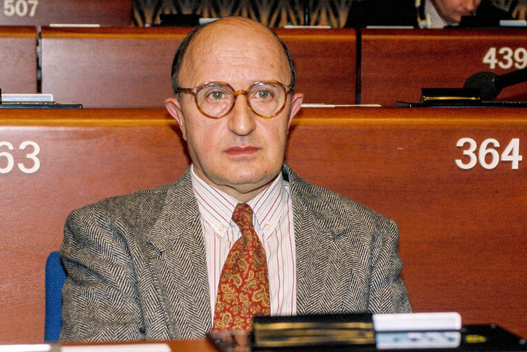 Jose Antonio ESCUDERO in plenary session in Strasbourg - March 1993