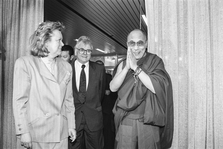 Fotografi 41: Visit of HH the Dalai Lama to the EP in Brussels in April 1990