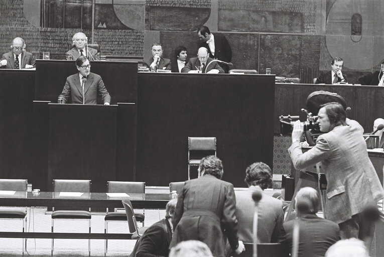 Commission Jenkins in plenary session in Luxembourg on January 1977