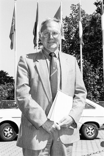 Foto 1: MEP Alex SMITH at the European Parliament in Strasbourg