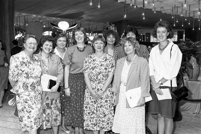 Fotografie 13: MEPs Pauline GREEN, Barbara SIMONS, Christa RANDZIO PLATH, Joanna RONN and Kirsten JENSEN at the European Parliament in Strasbourg